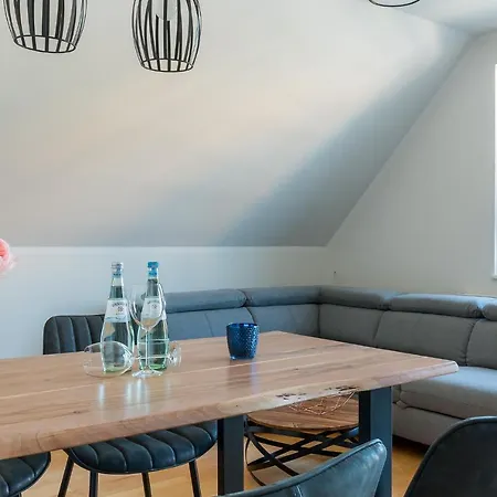 Maedesuess 02 Apartman